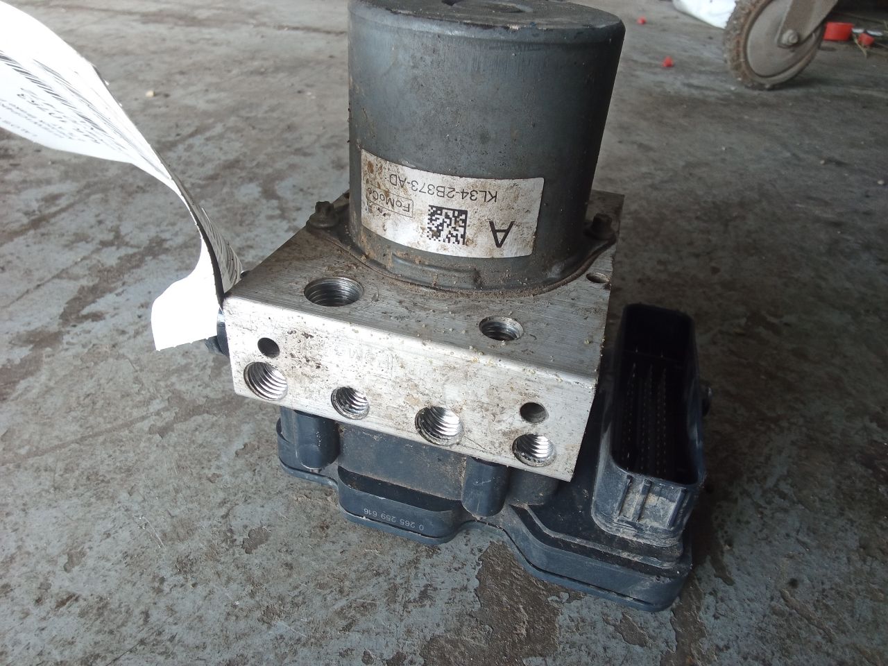 Part image 3