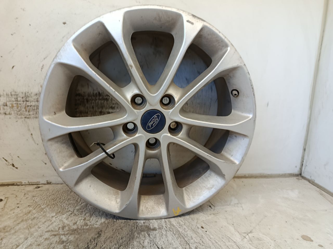 2020 Ford FUSION Wheel