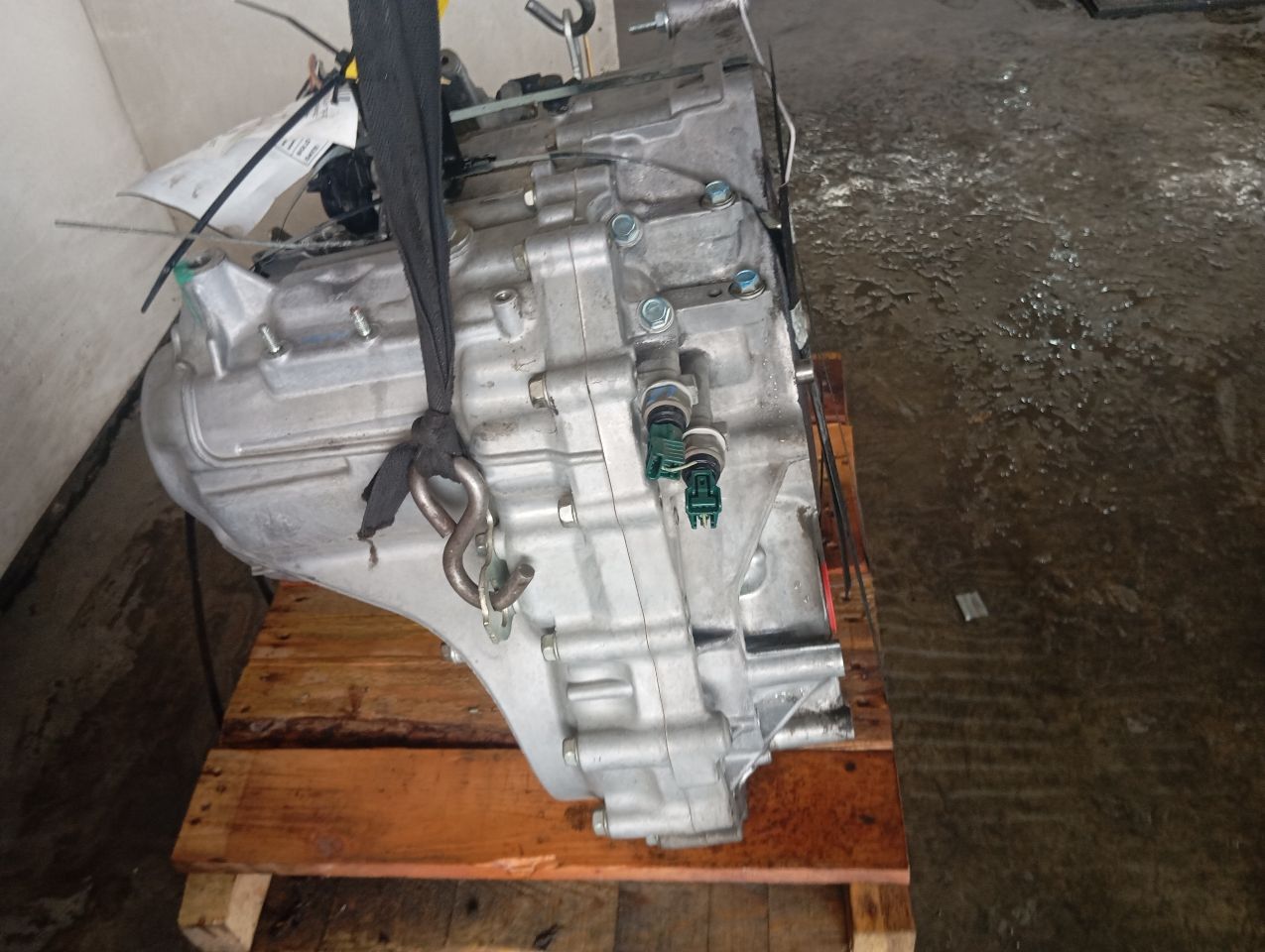 Part image 4