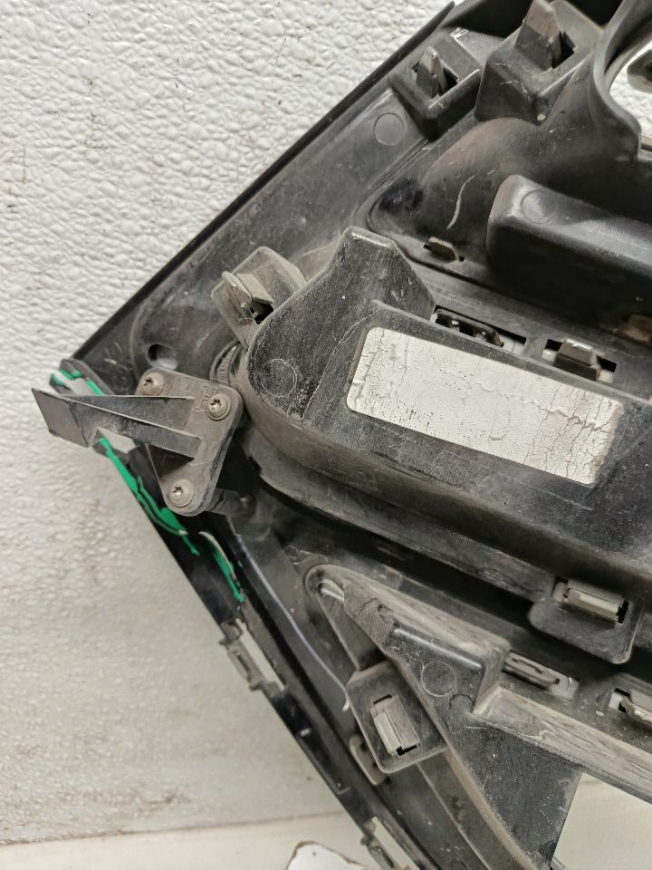 Part image 7