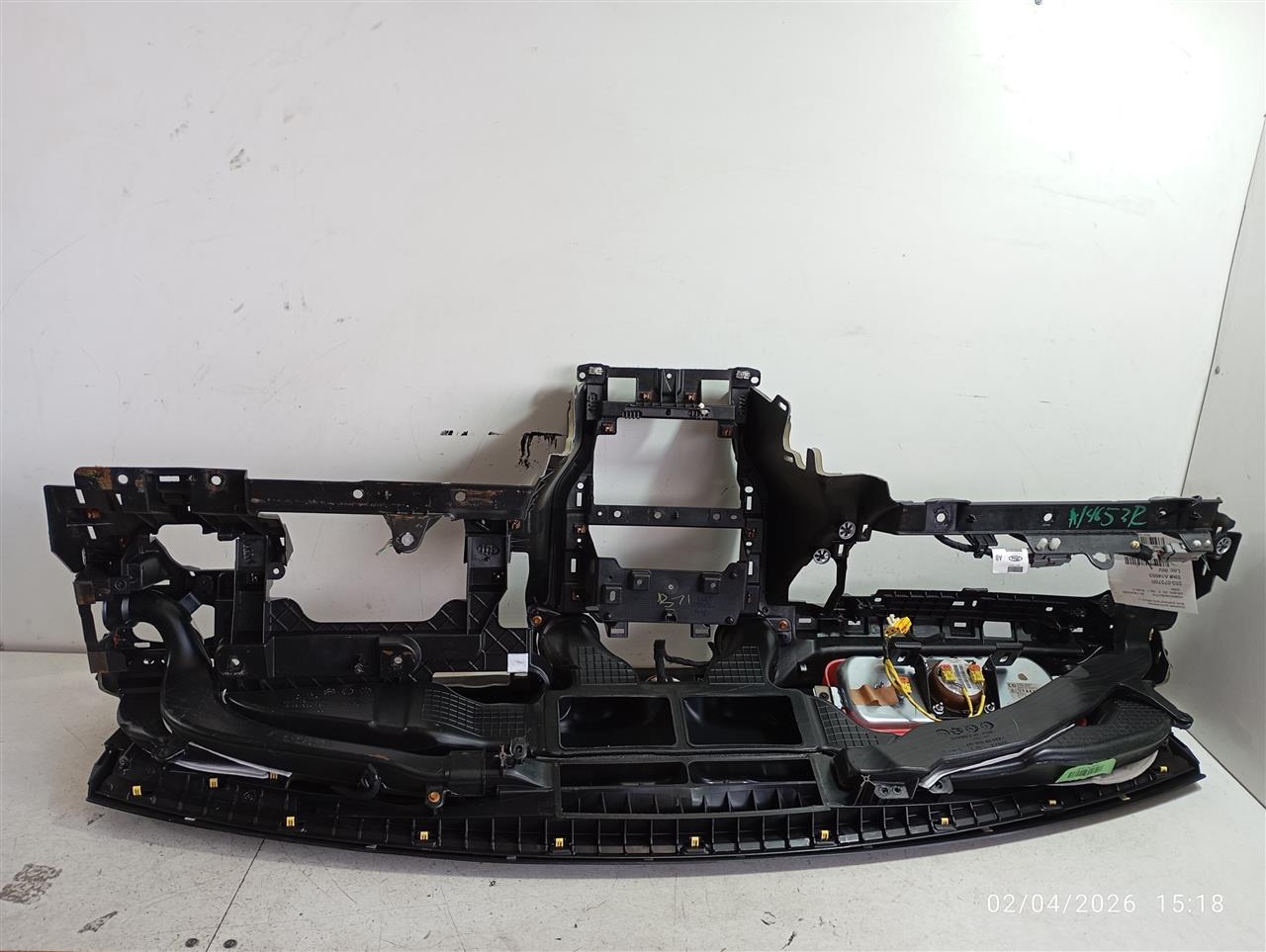 Part image 4