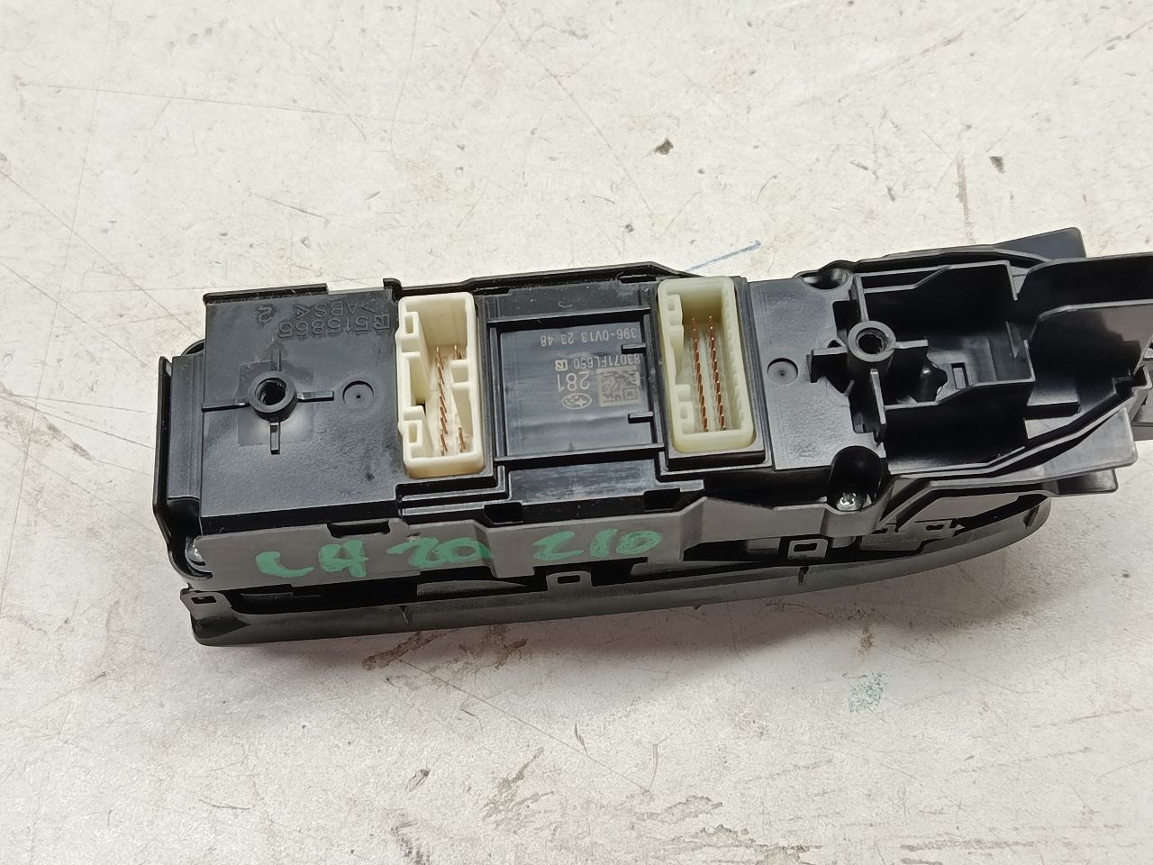 Part image 3