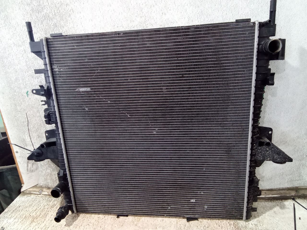 2014 Rover LR4 Radiators