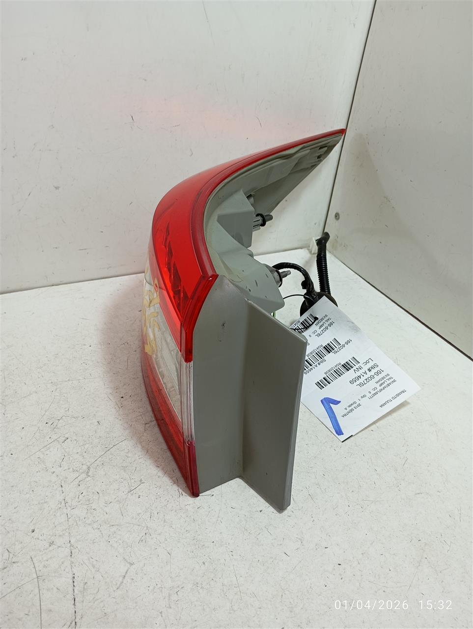 Part image 3