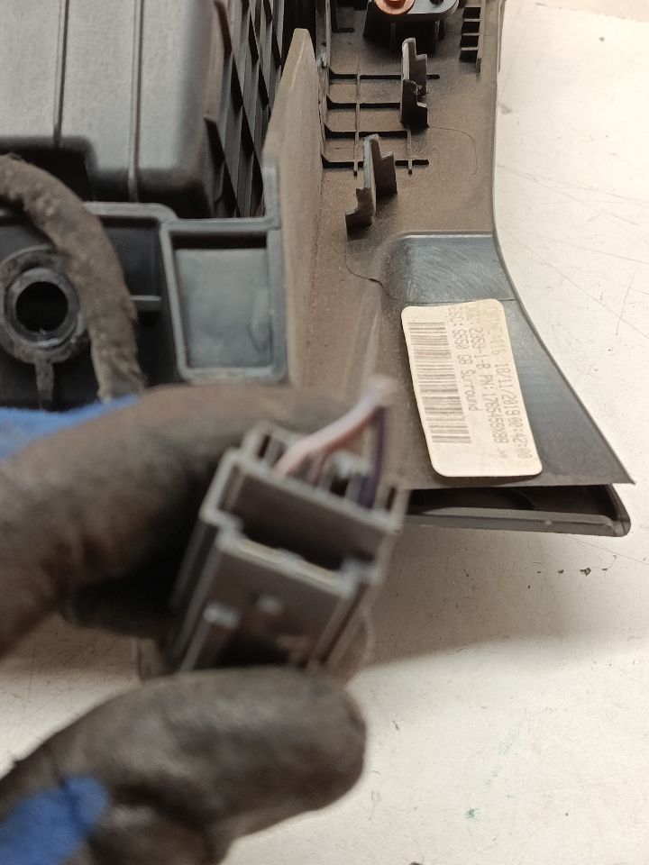 Part image 5
