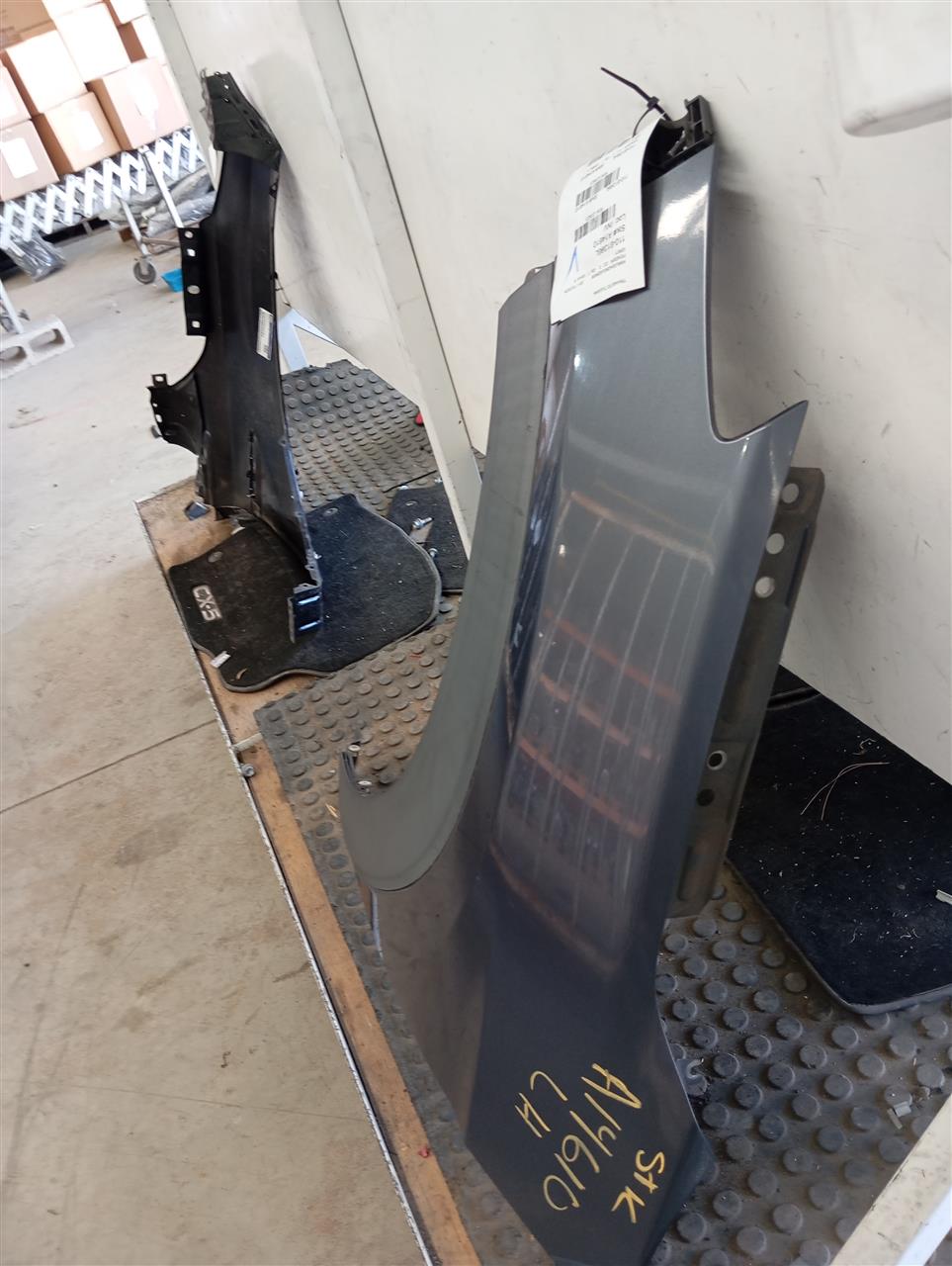 Part image 3