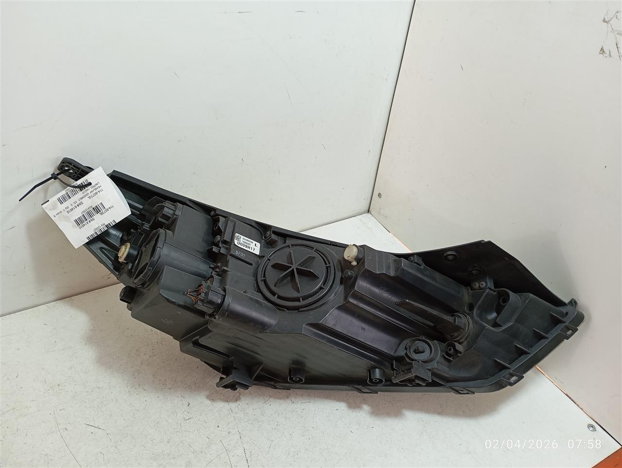 Part image 3