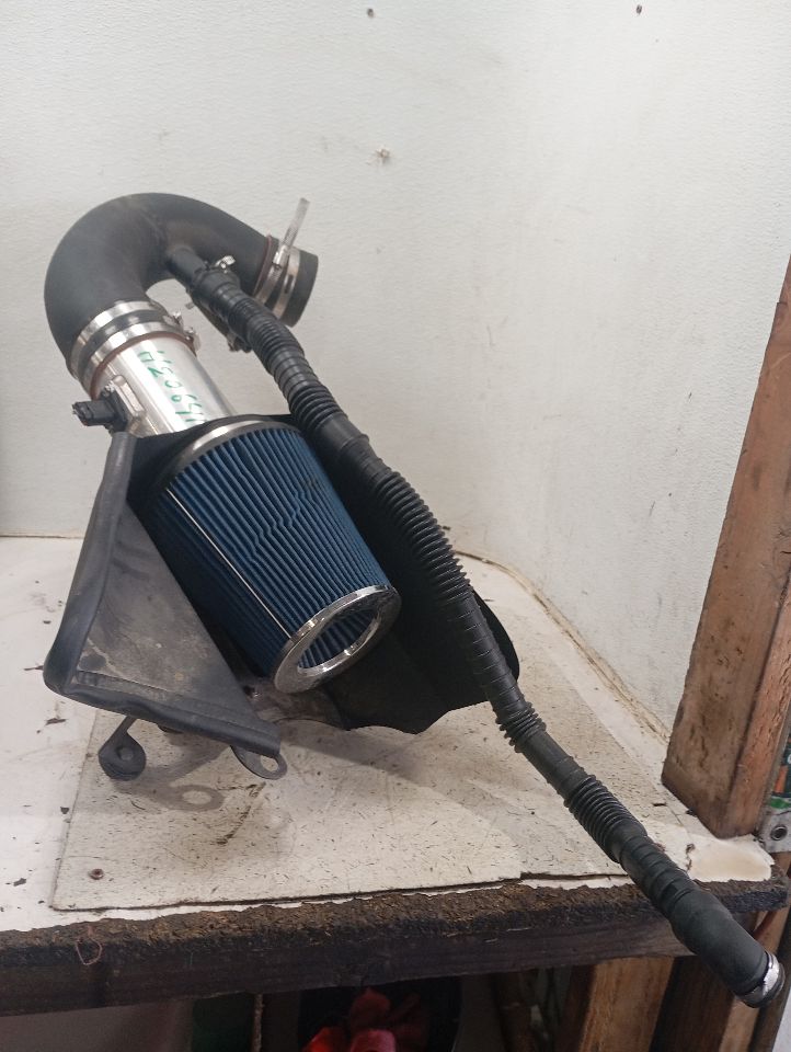 2014 Ford MUSTANG Air Cleaner