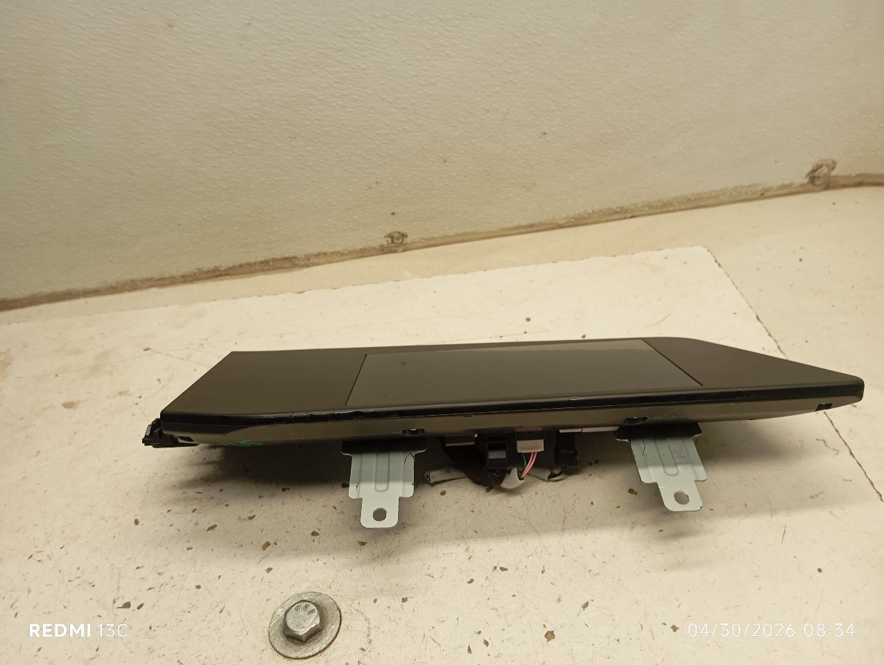 Part image 3