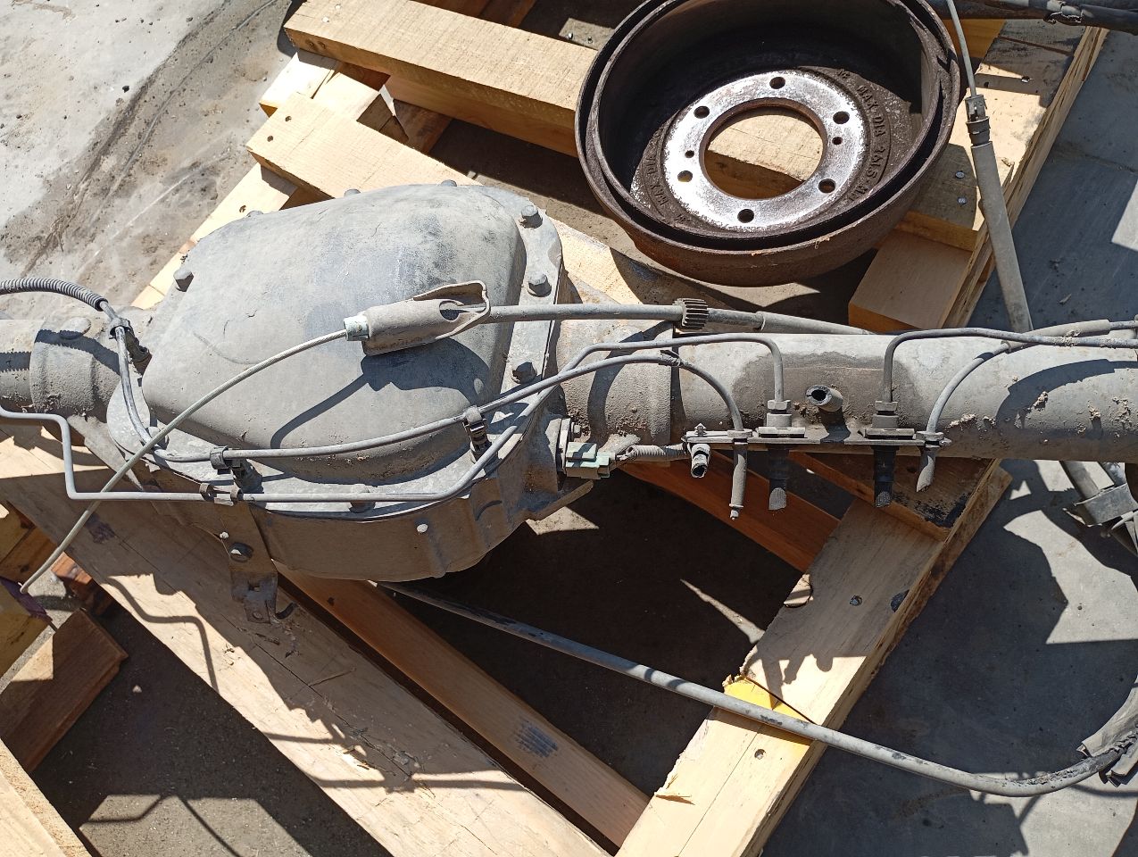 Part image 3