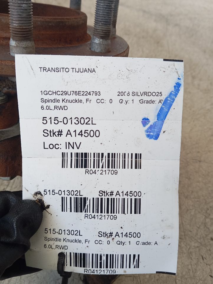 2006 General Motors SILVERADO 2500 PICKUP Spindle Knuckle, Fr
