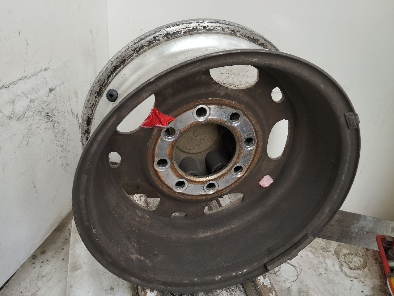 Part image 3