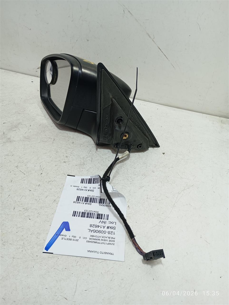 Used 2015 Volkswagen BEETLE L. - Stock #A14628