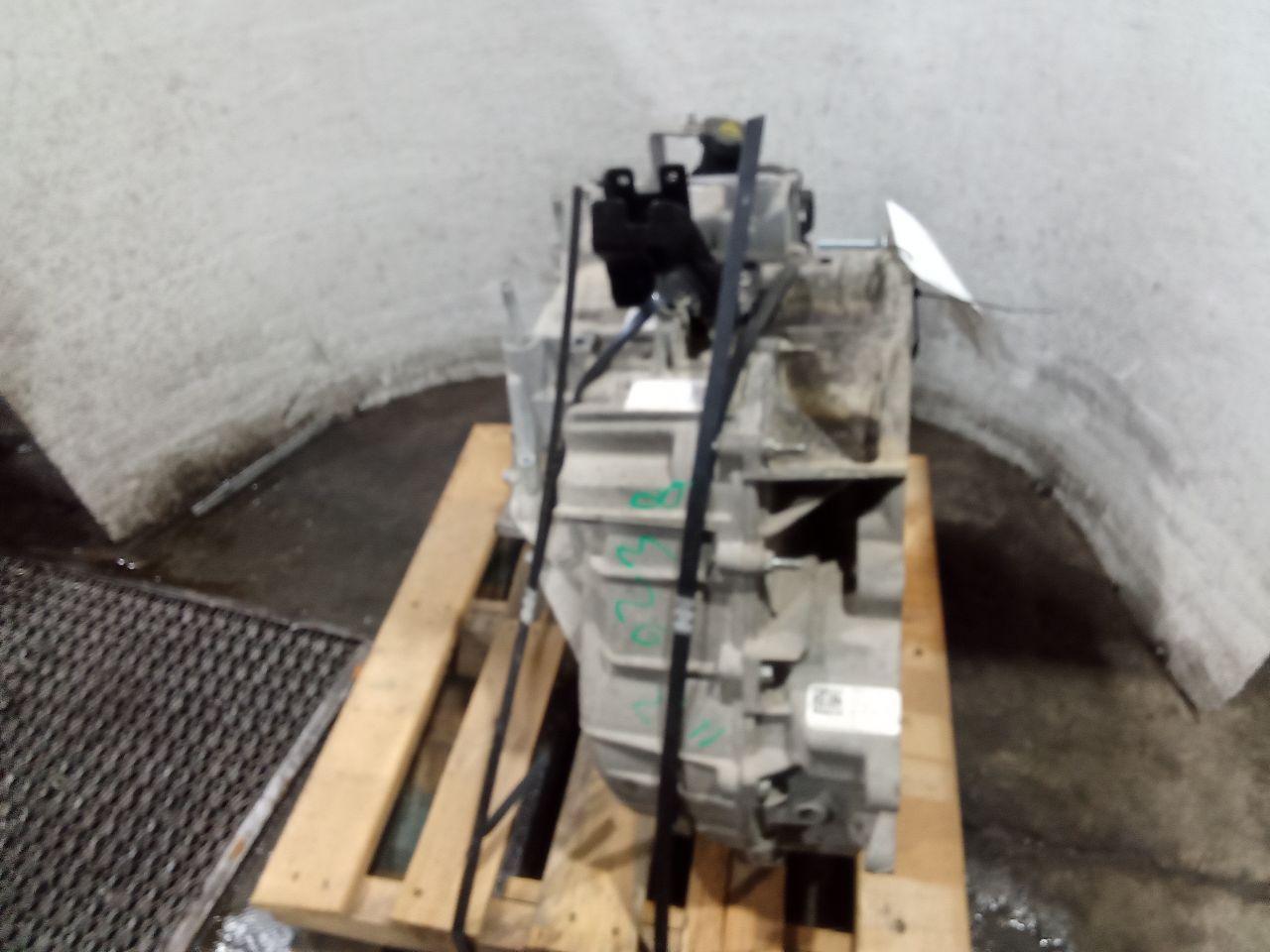 Part image 3