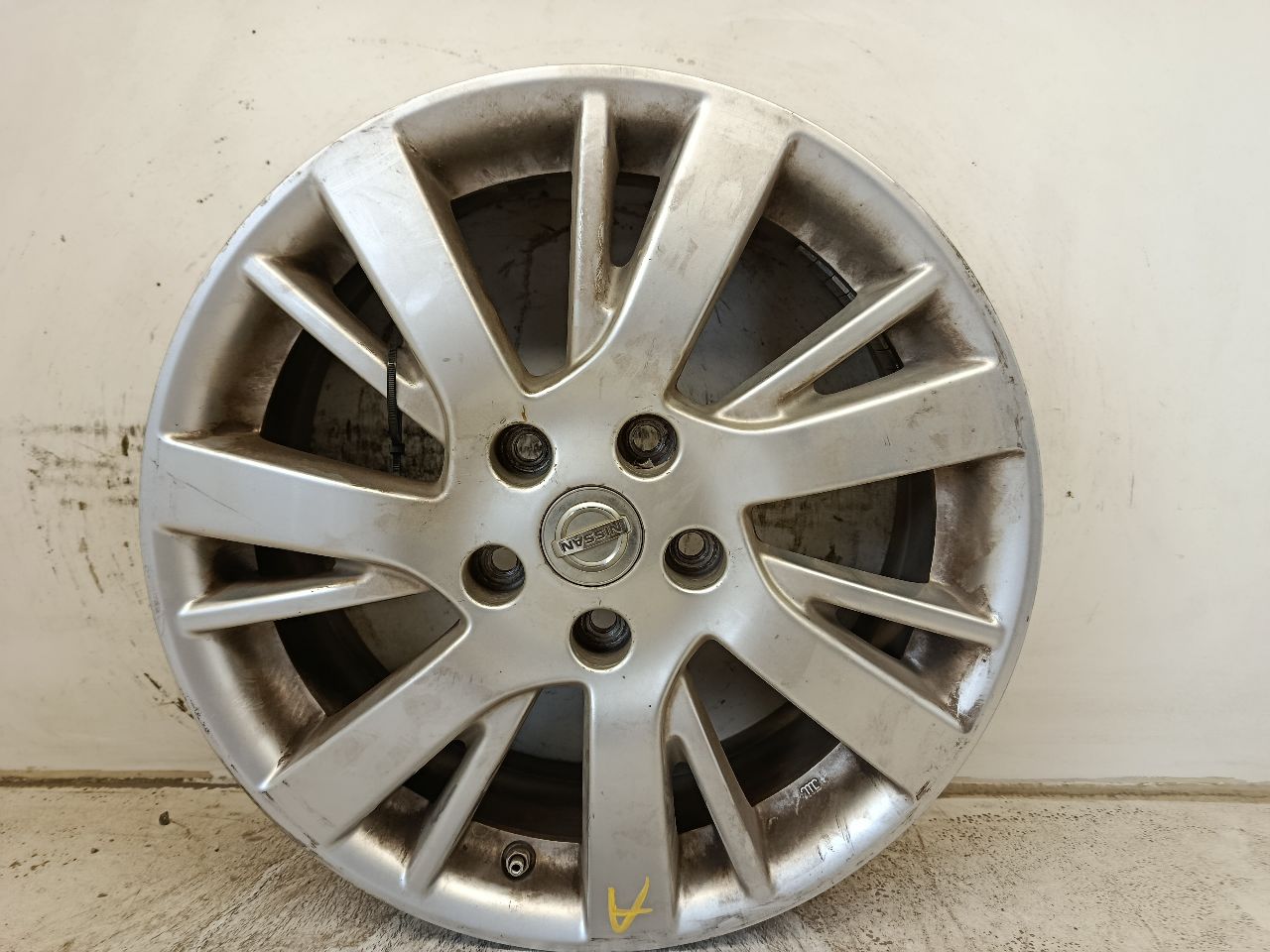 Part image 3