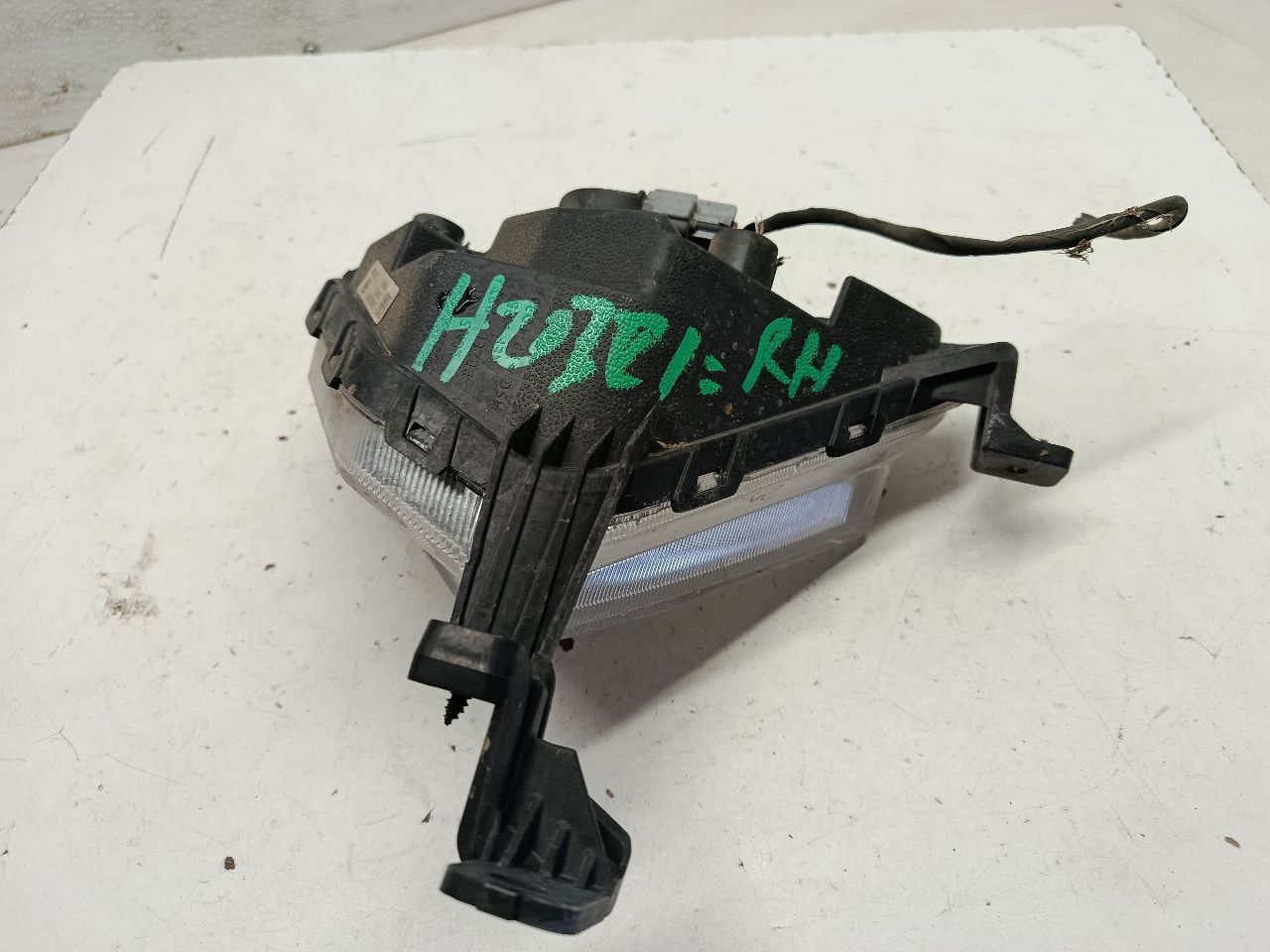 Part image 3