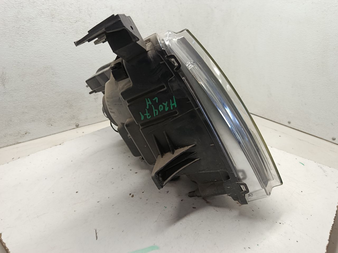 Part image 3