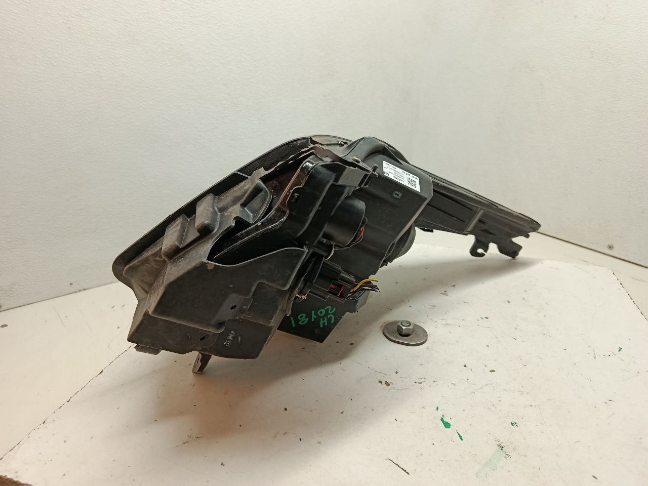Part image 3