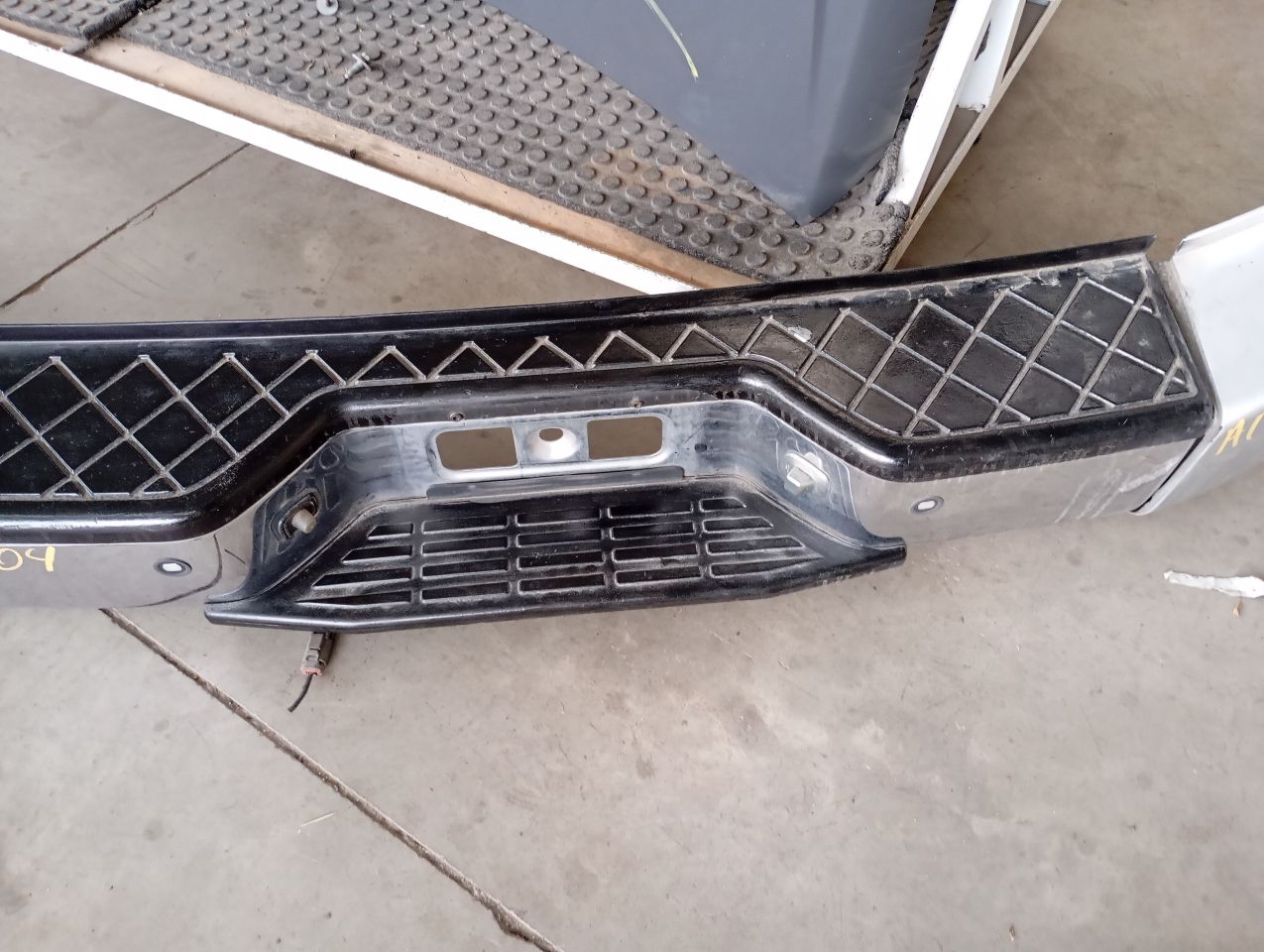 Part image 3