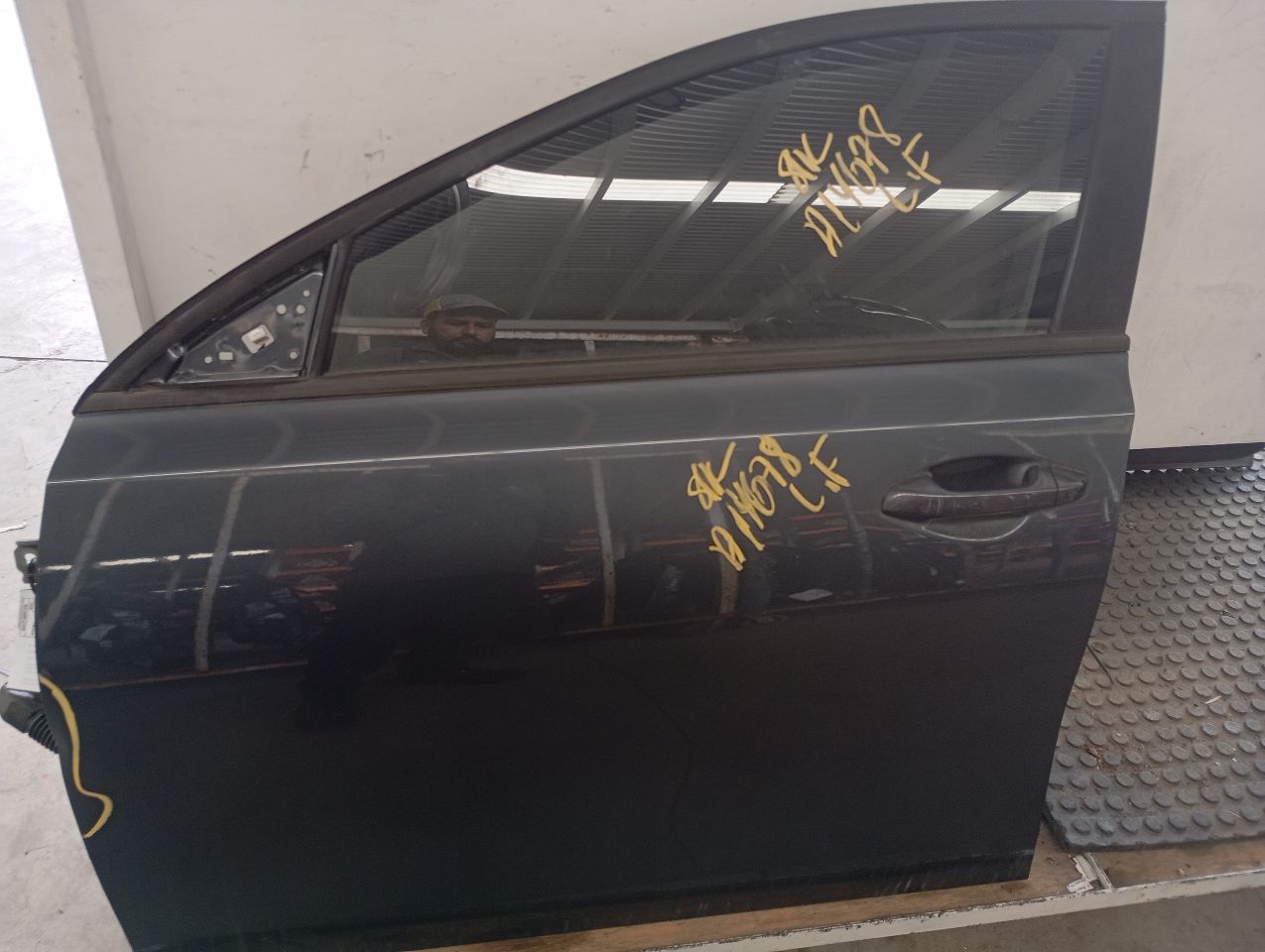 Part image 3