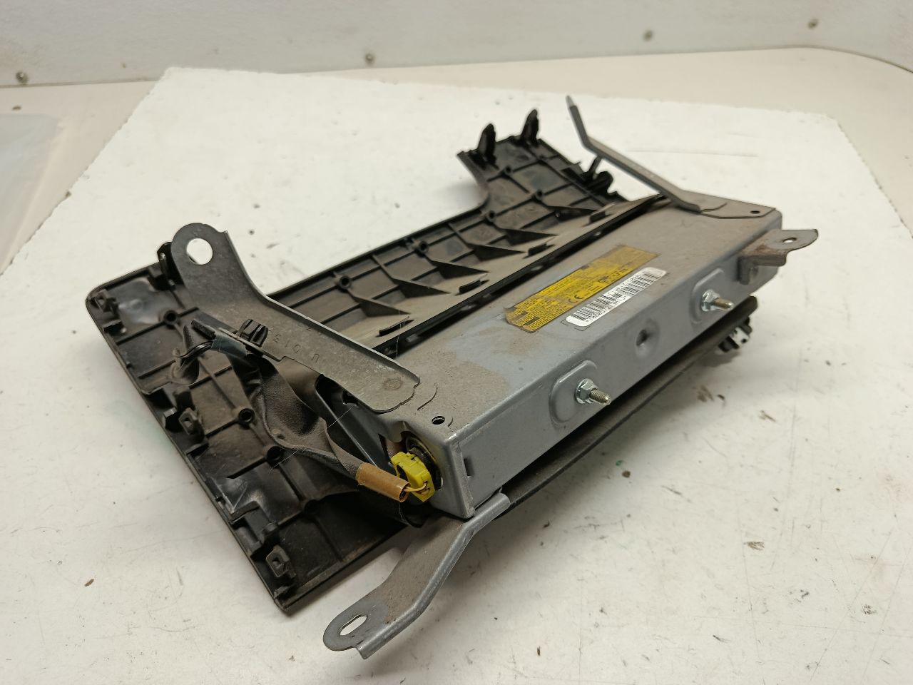 Part image 3