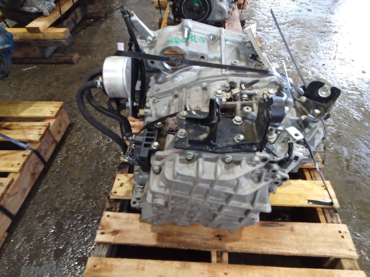 Part image 3