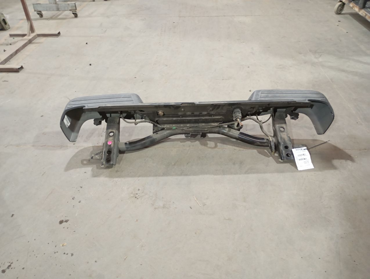 Part image 3