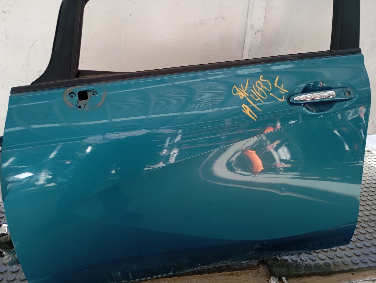 Part image 4