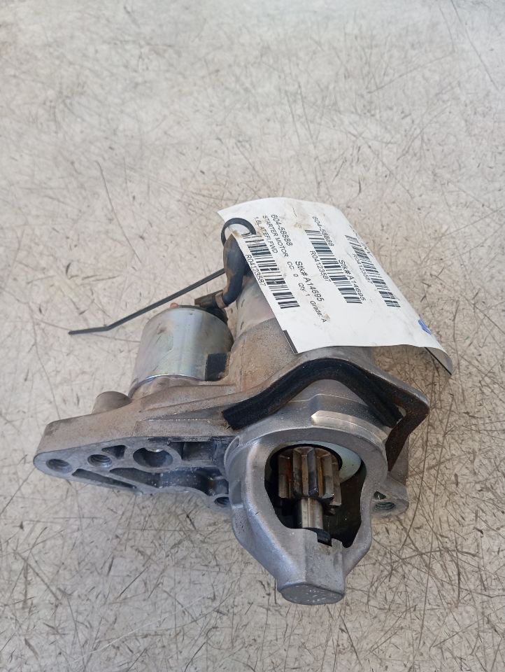 Part image 3