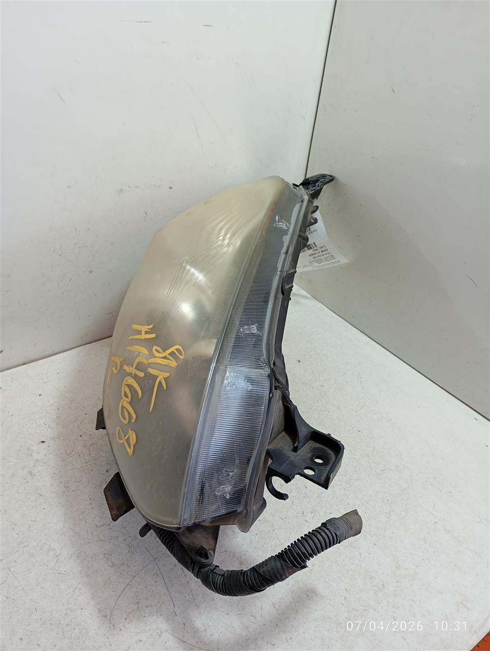 Part image 3
