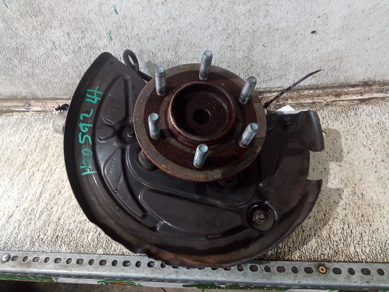 Part image 4