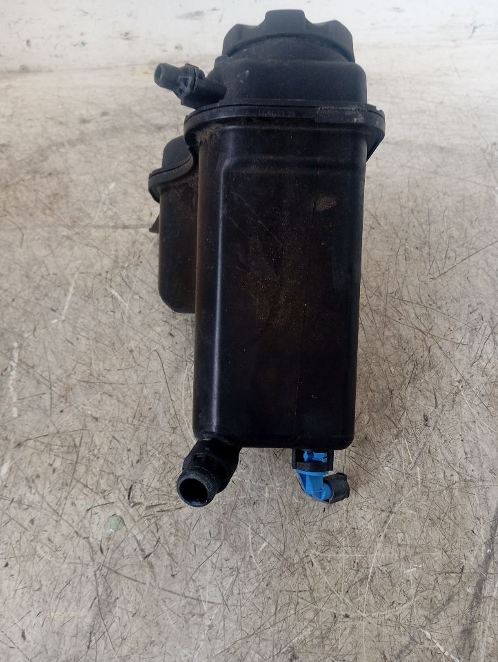 Part image 11
