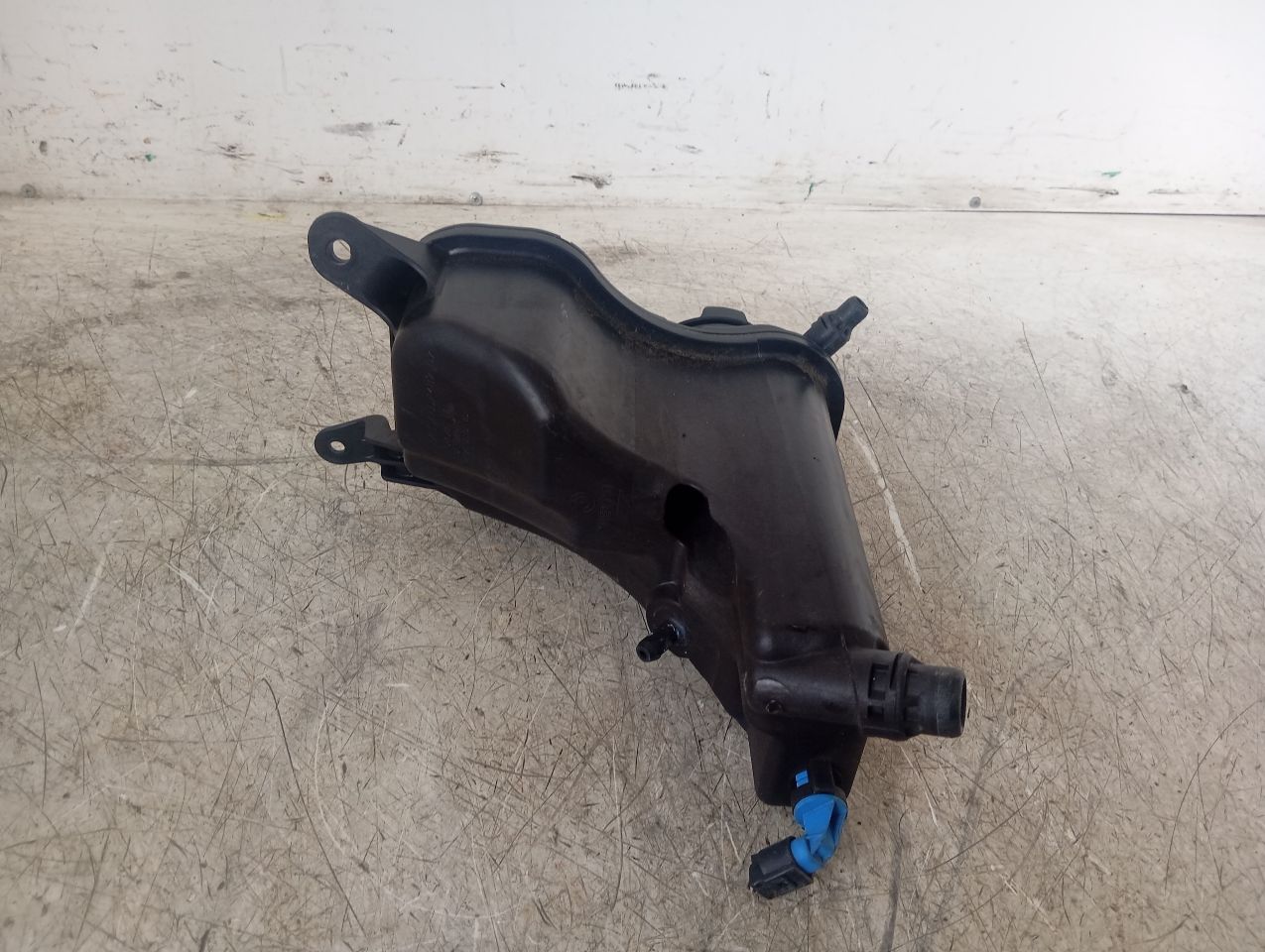 Part image 12