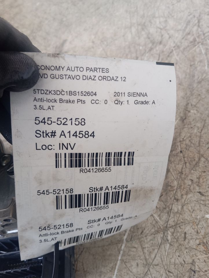 Used 2011 Toyota SIENNA w/o adaptive cruise - Stock #A14584