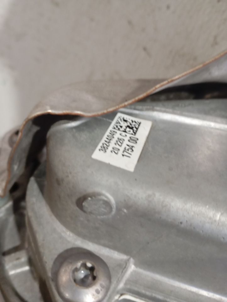 Part image 6