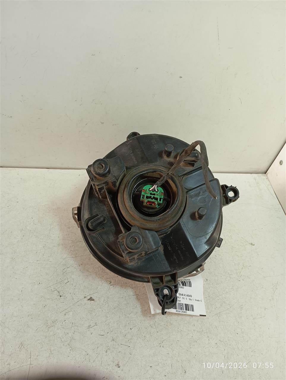 Part image 3