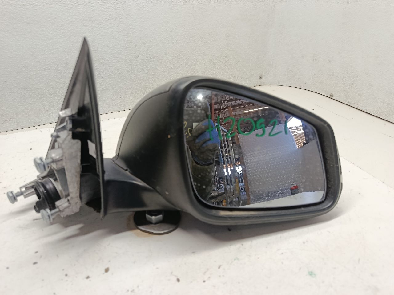 Part image 1