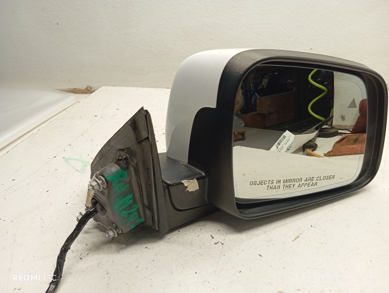 Part image 3