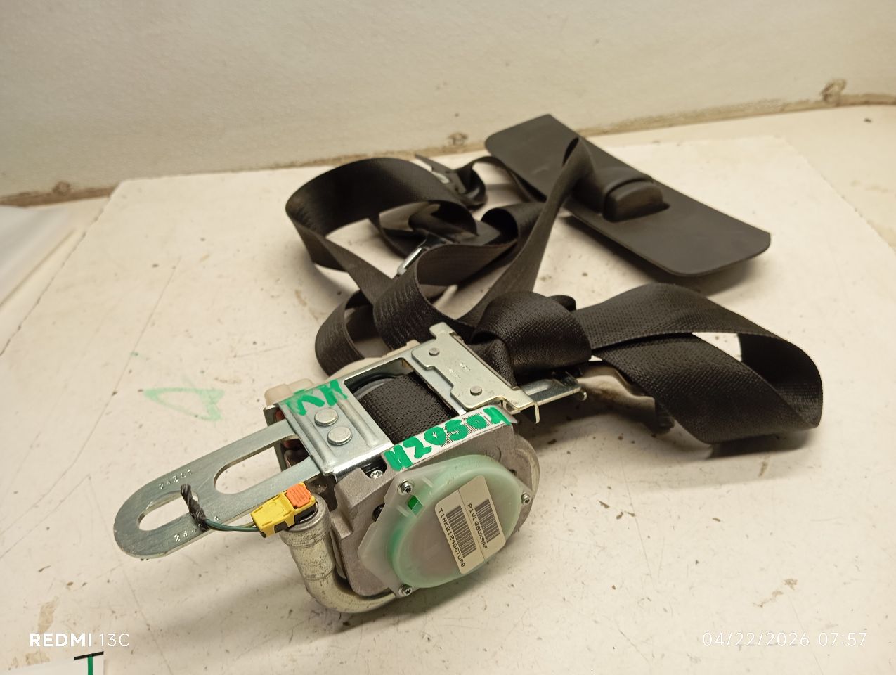 2016 Jeep GRAND CHEROKEE Seat Belt, Front
