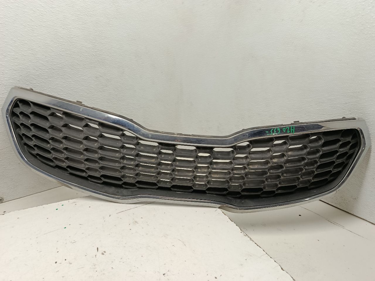 2016 Kia FORTE Grille