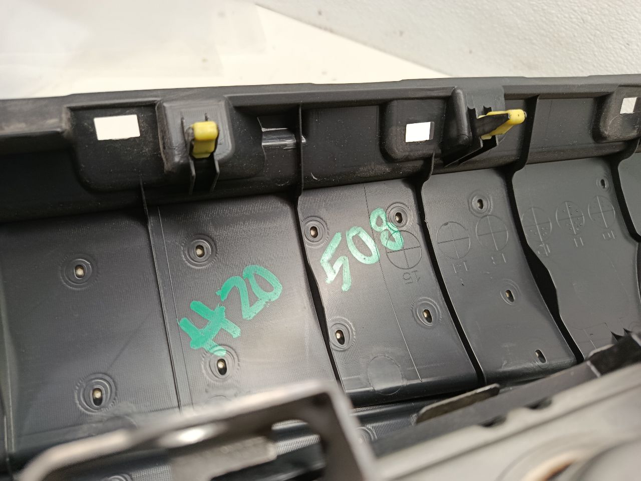 Part image 6