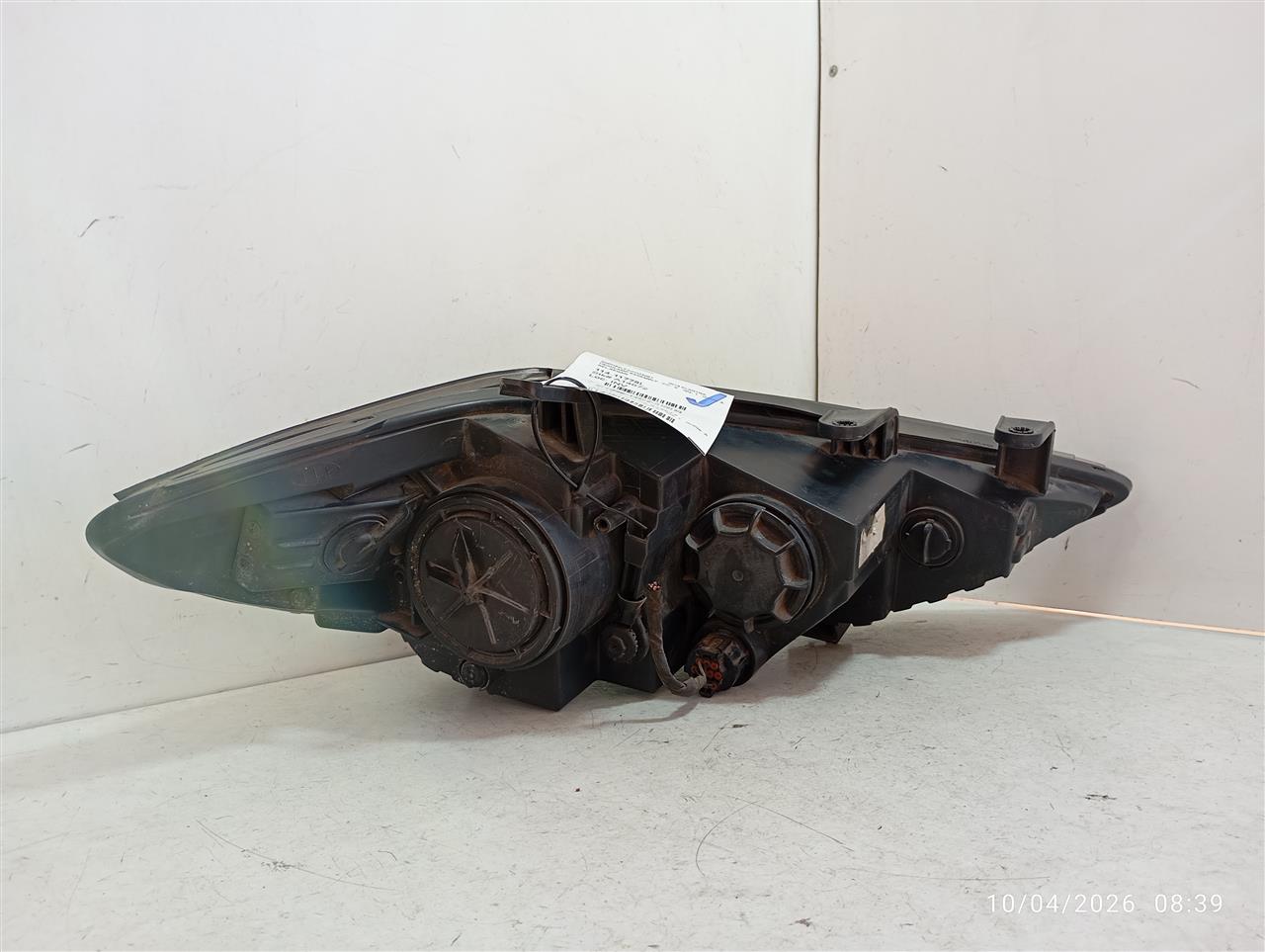 Part image 3