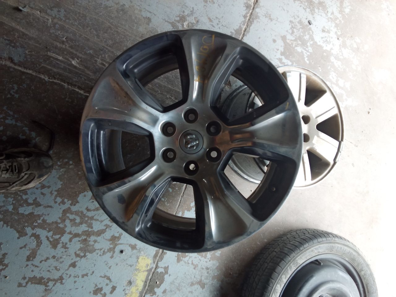Part image 1