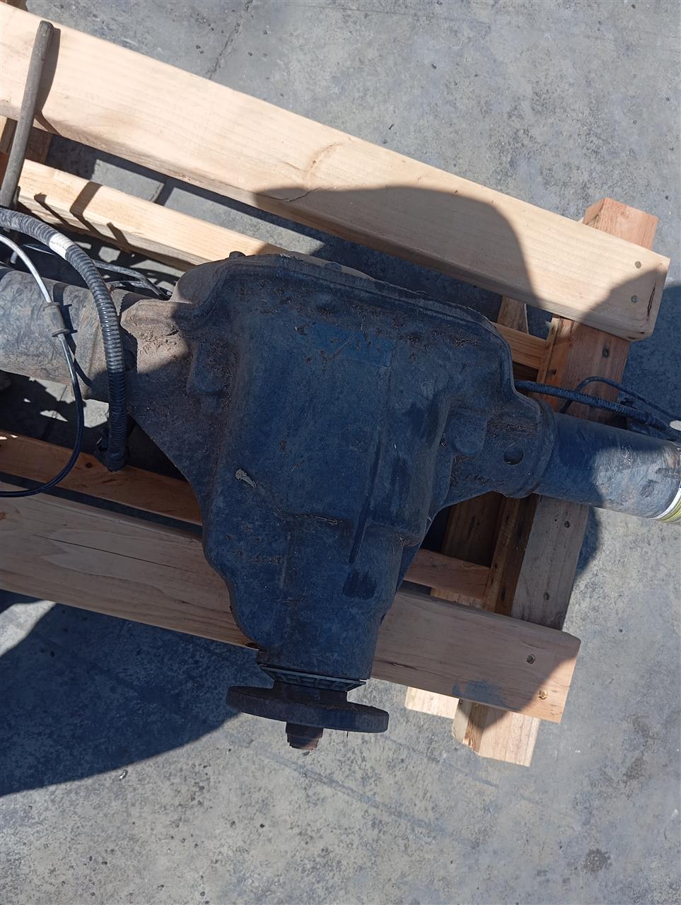 Part image 3
