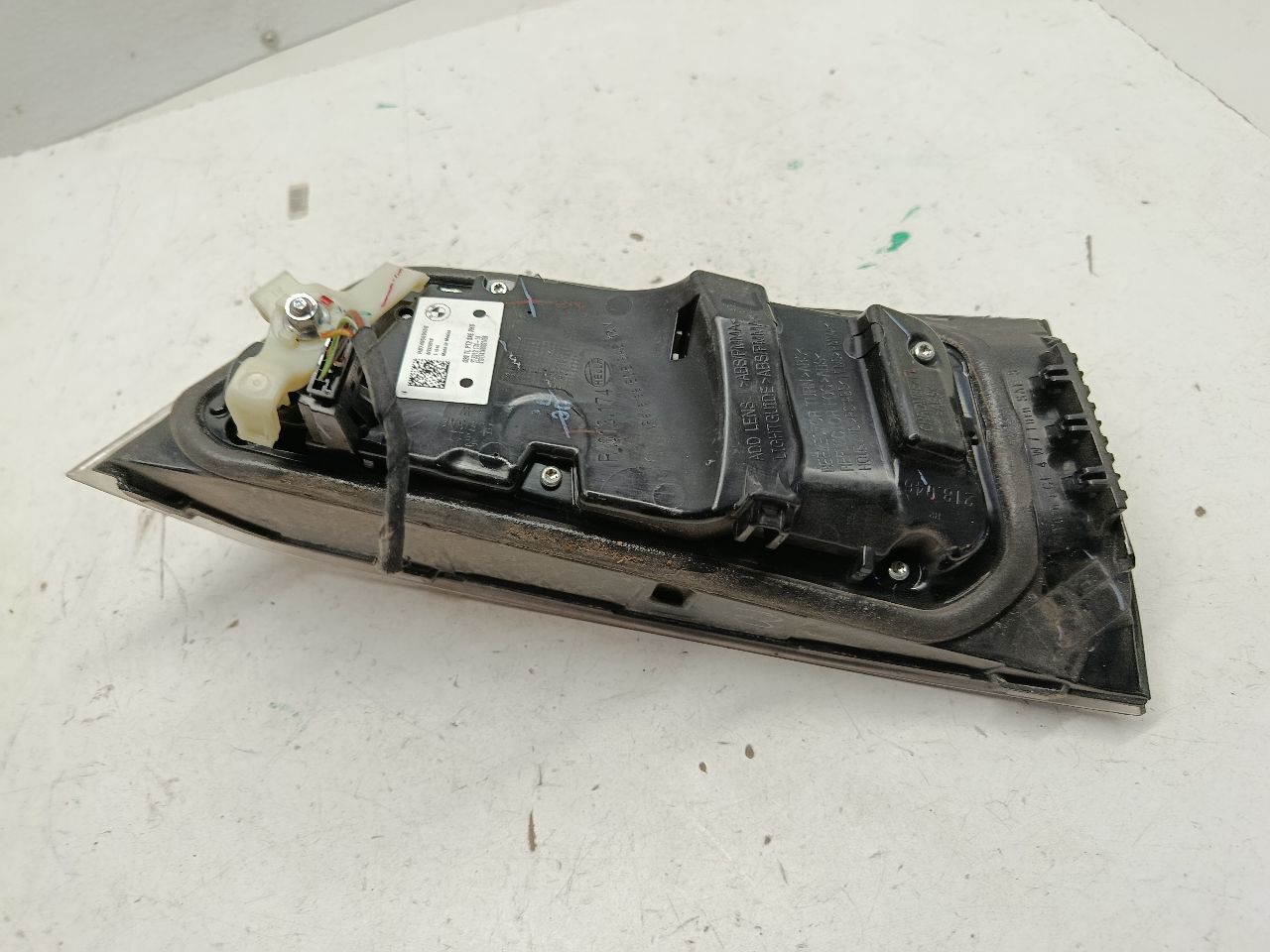 Part image 3
