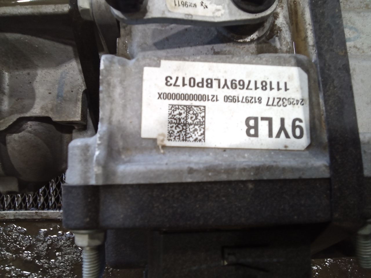 Part image 4