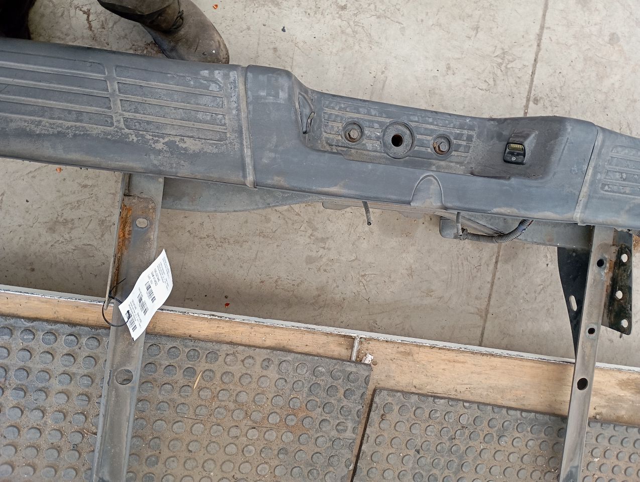 Part image 5