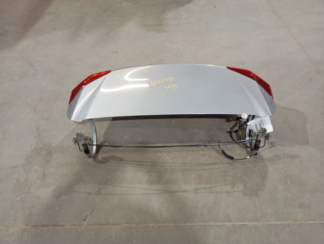 Part image 4