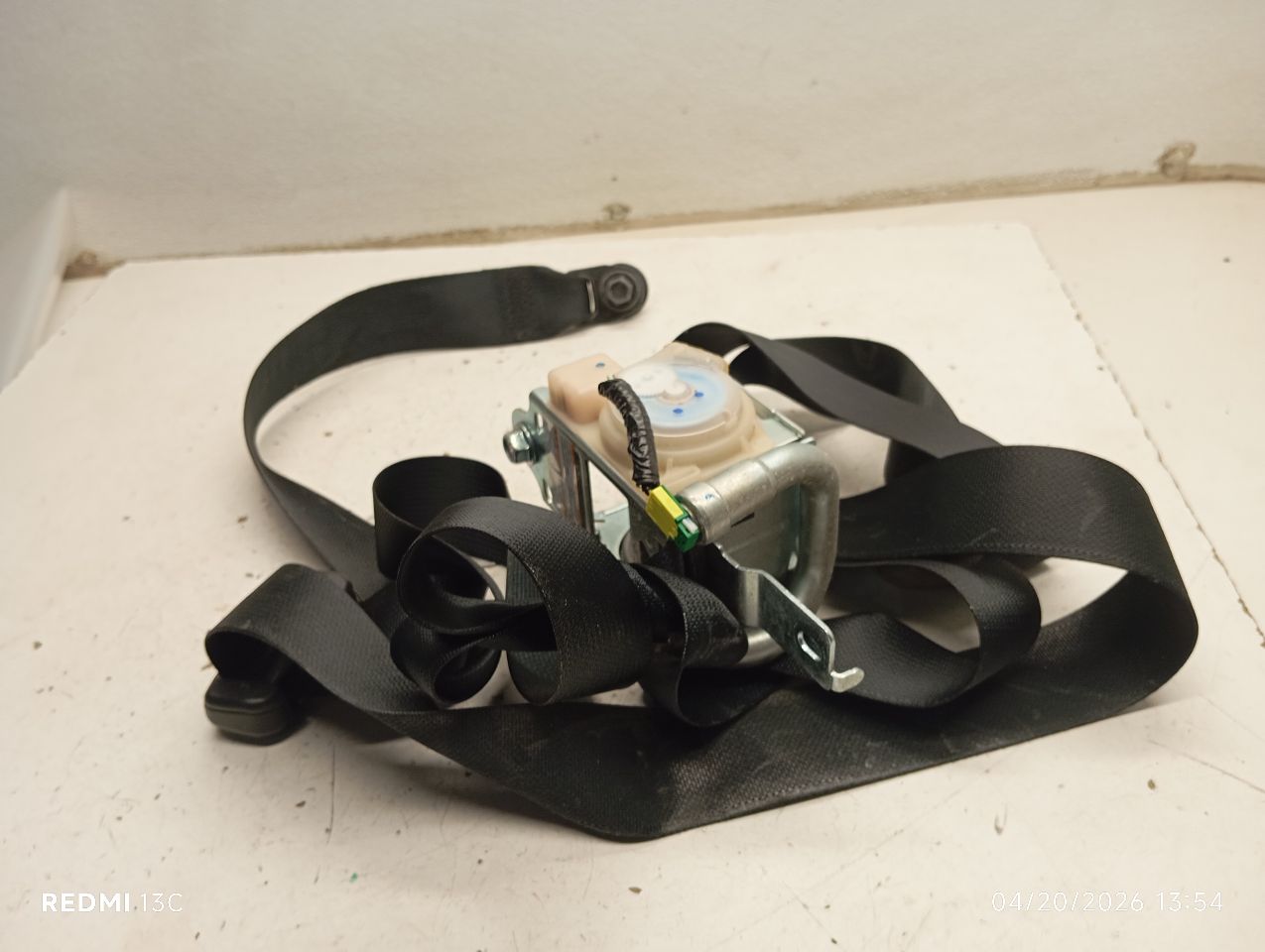 Used 2016 Honda CIVIC retractor - Stock #H20549