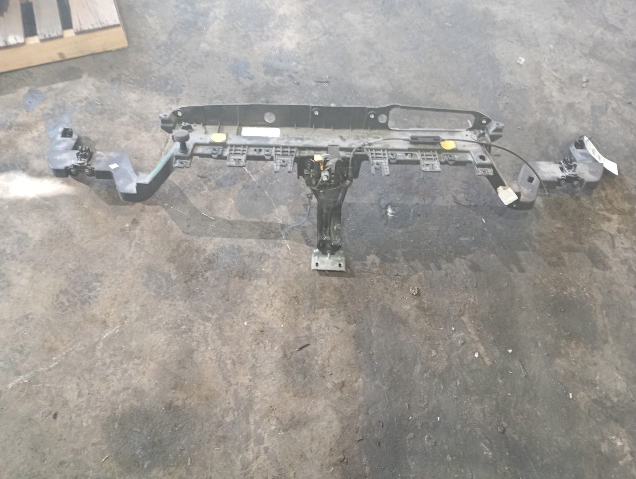 2024 Ford EDGE Radiator Core Supp